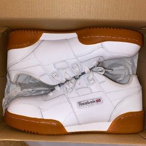 Reebok workout plus sneaker size 5.5 NWOT
